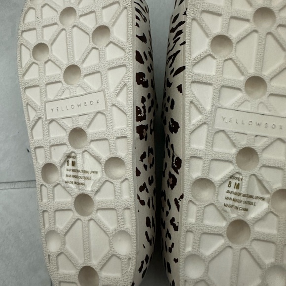 Yellow Box Women's Leopard Print Slide Sandals size 8 - Picture 5 of 5